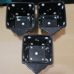 Temp-Tations Black and White Polka Dot Bowl